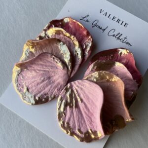 white bulky petals statement copy