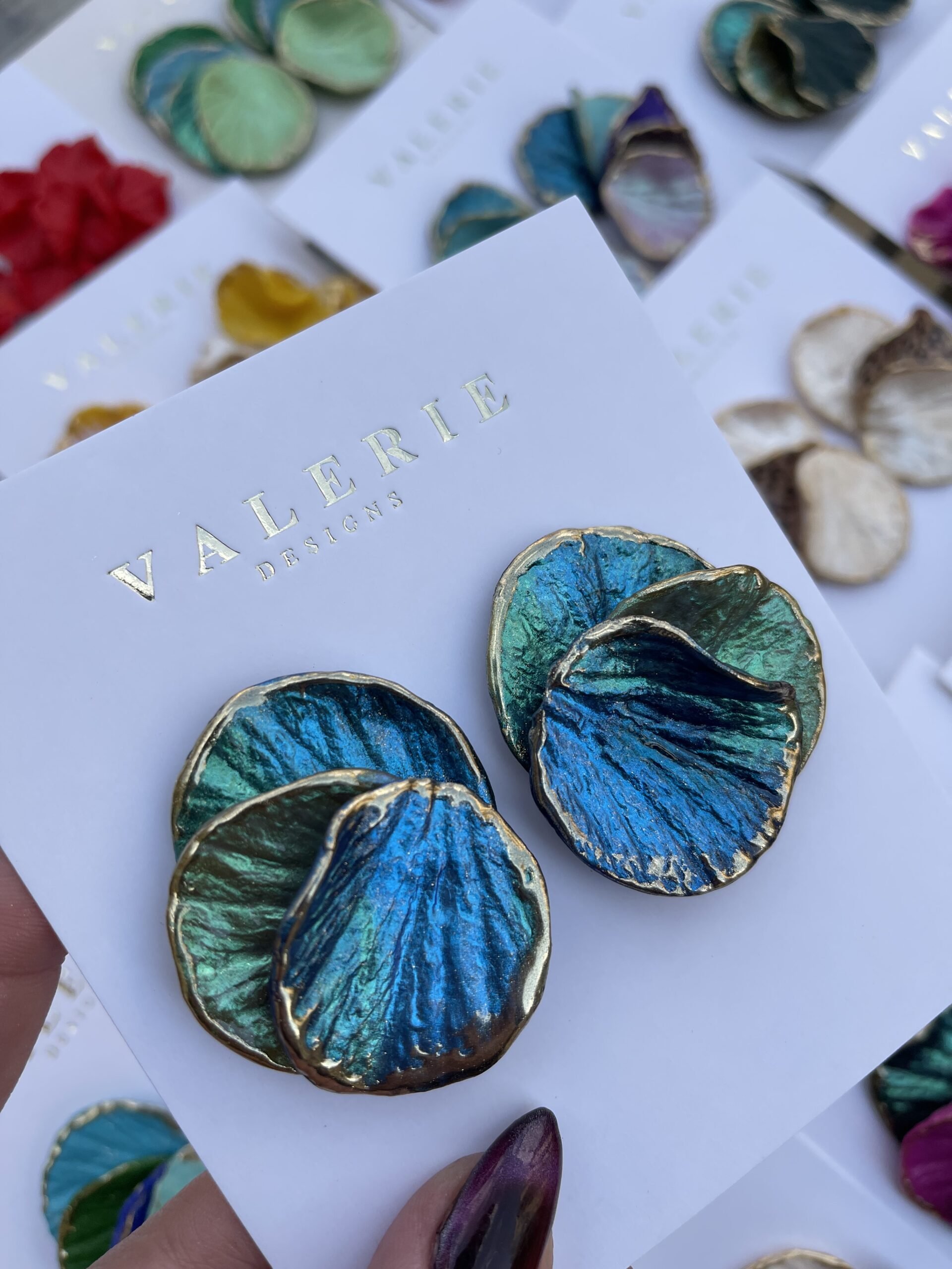 cool tones garden statements copy