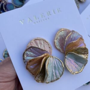 iridescent champagne rose copy