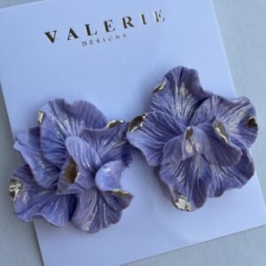 dark greens flower statements copy