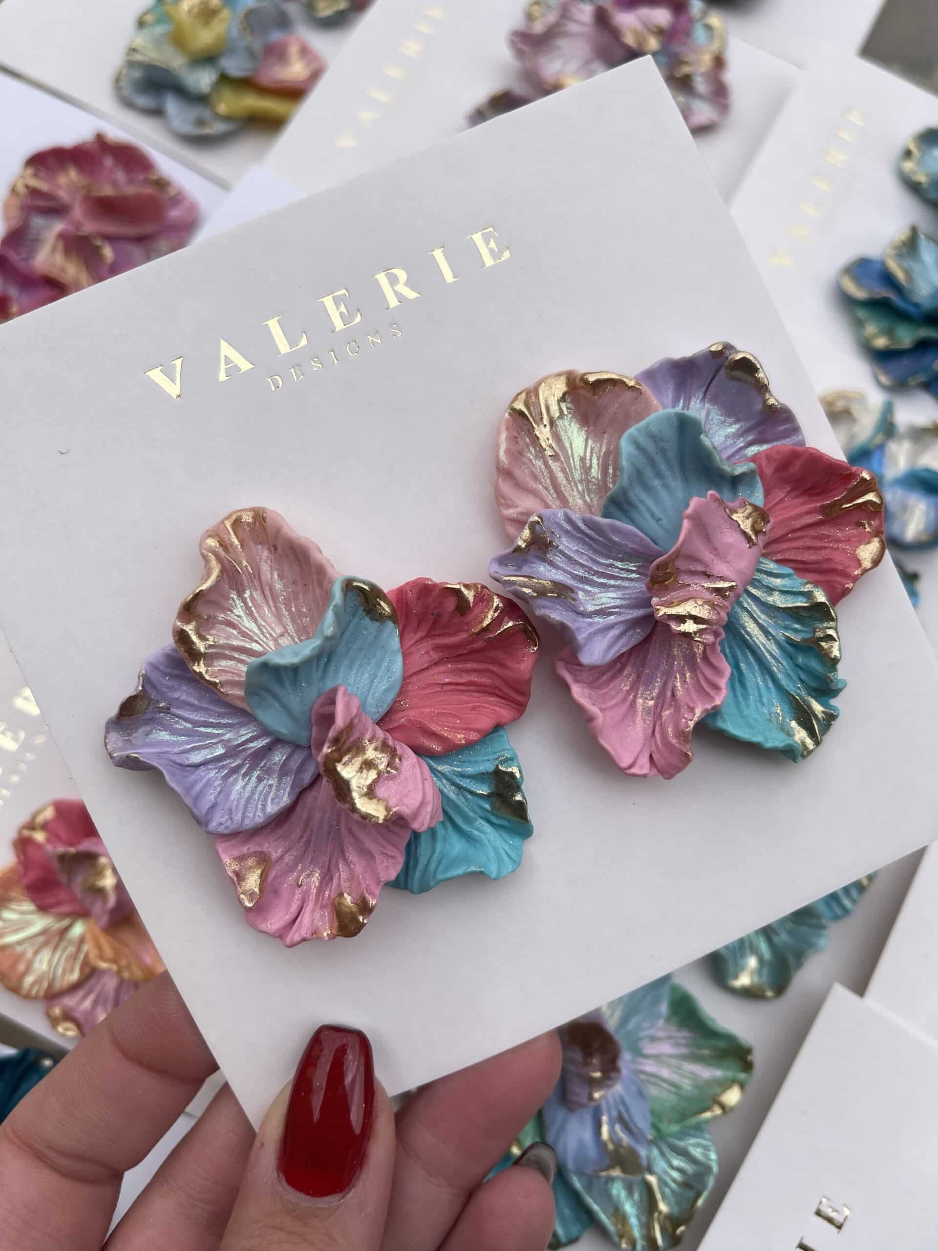 warm & cool tones flower statements