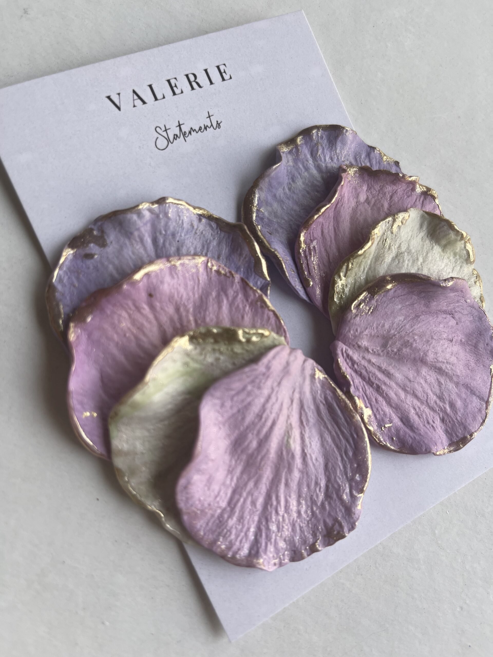 lilacs & purples petals statement