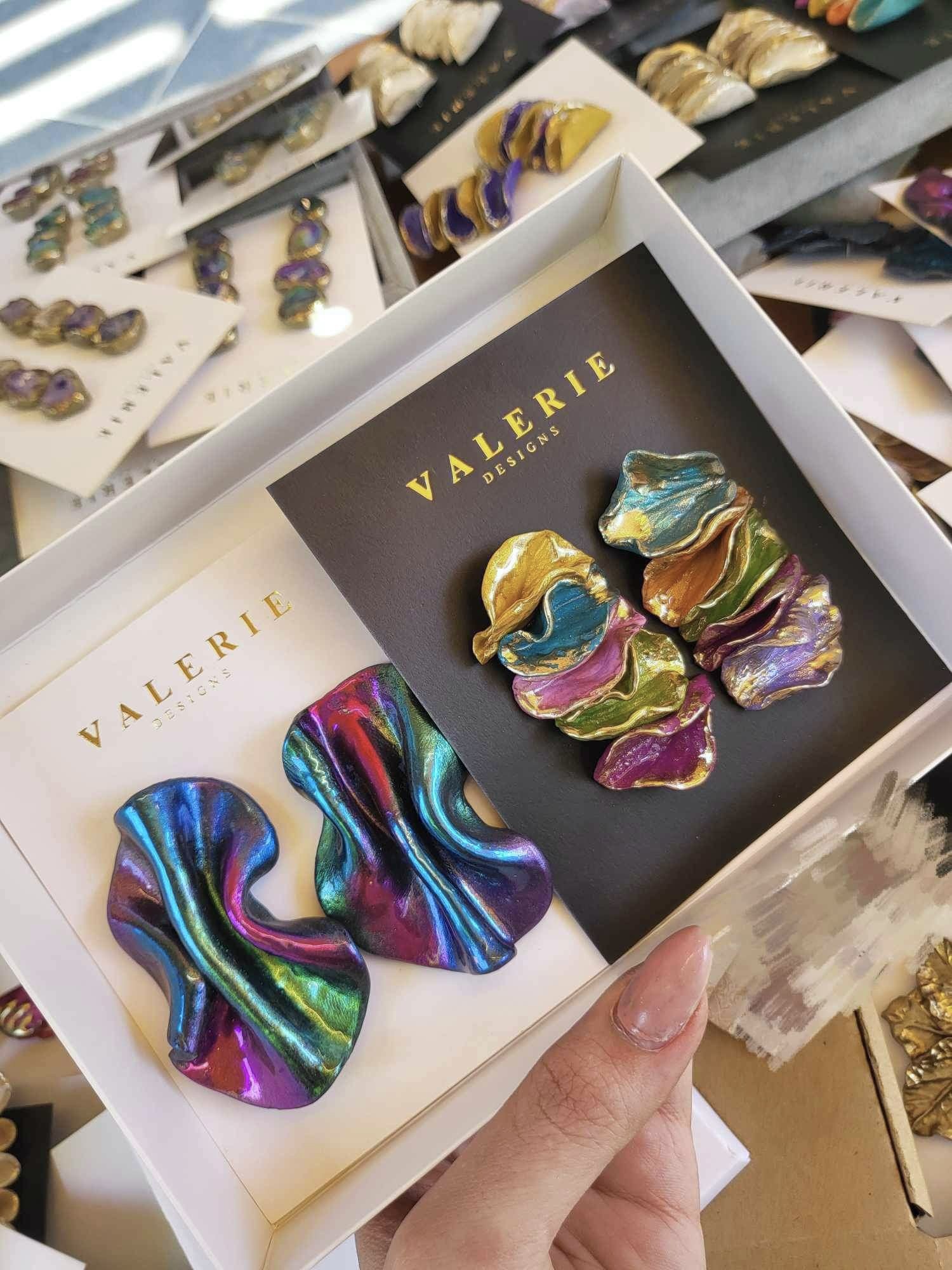 dark aurora statement