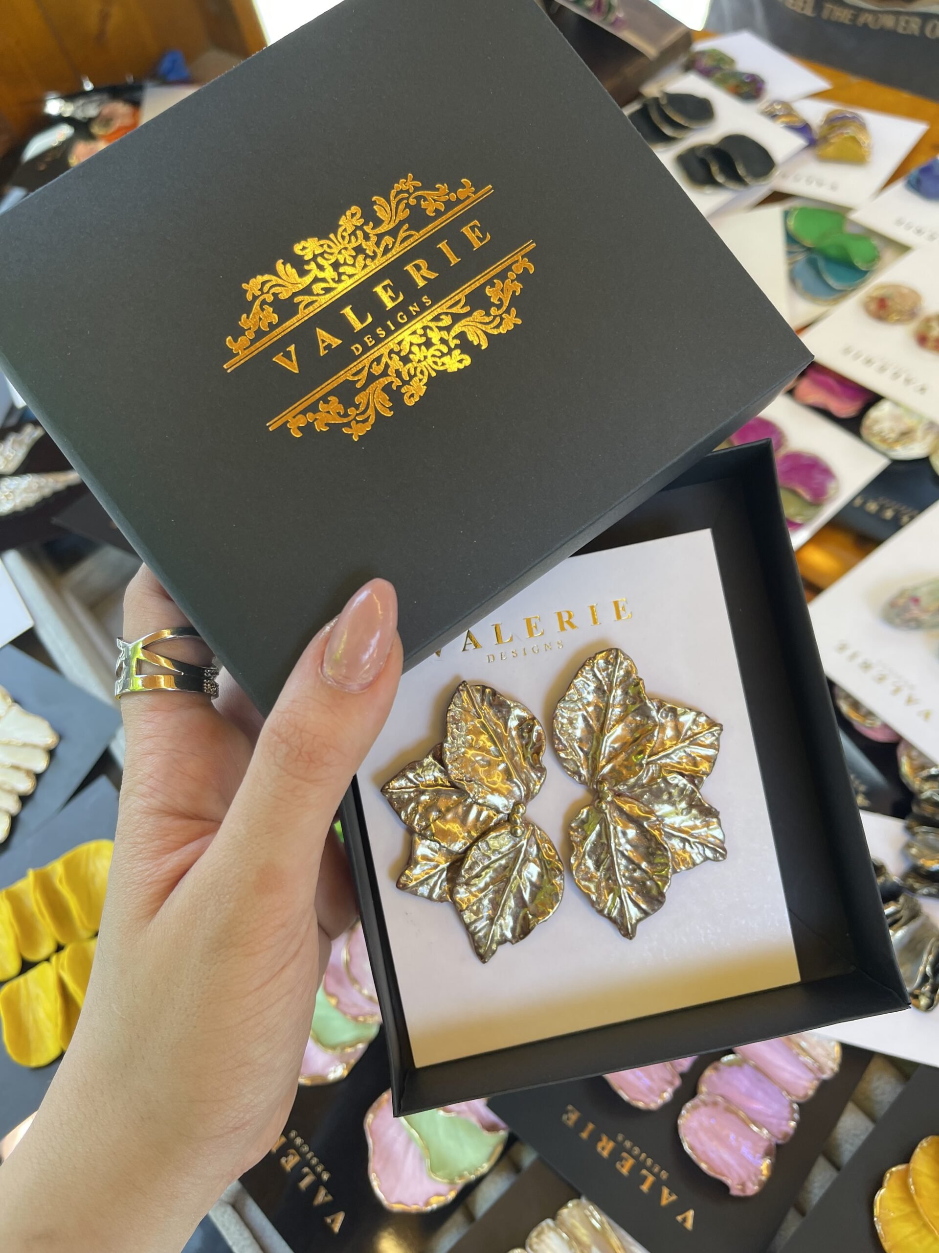 champagne leaves statements copy